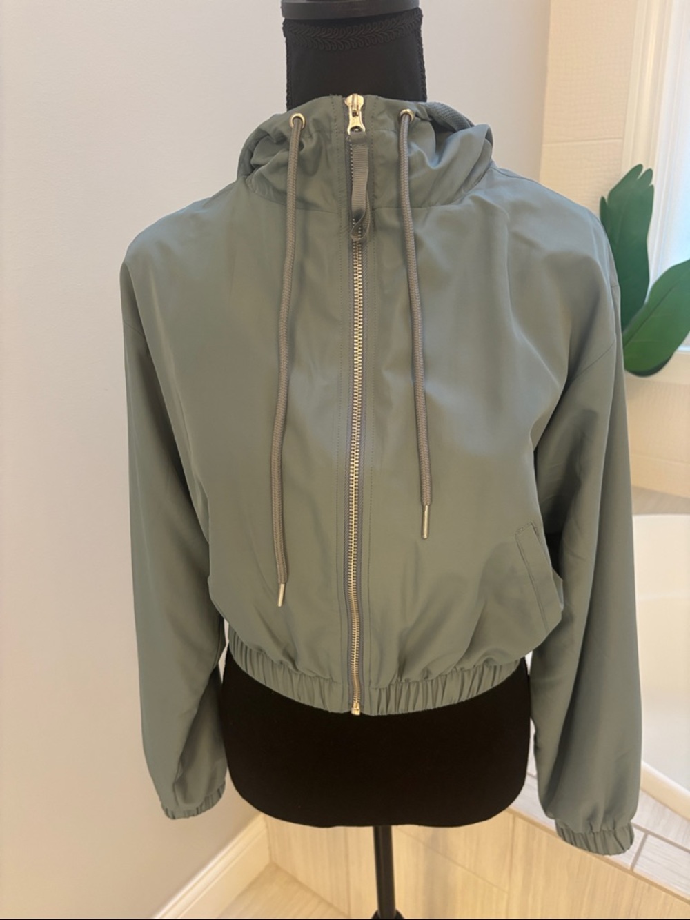 Forever 21 Sage Green Hooded Zip-Up Windbreaker Jacket